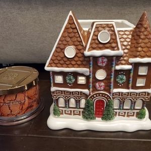 Homeworx Gingerbread House